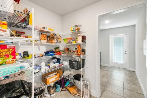 Купить виллу или дом в Саммерфилд, Флорида 12 комнат, 276.01м2, № 1914339 - фото 22