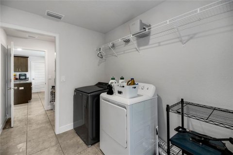 Купить виллу или дом в Саммерфилд, Флорида 12 комнат, 276.01м2, № 1914339 - фото 24