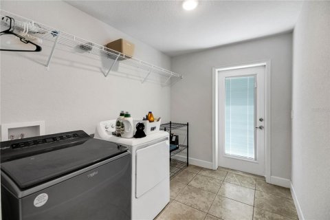 Villa ou maison à vendre à Summerfield, Floride: 4 chambres, 276.01 m2 № 1914339 - photo 23