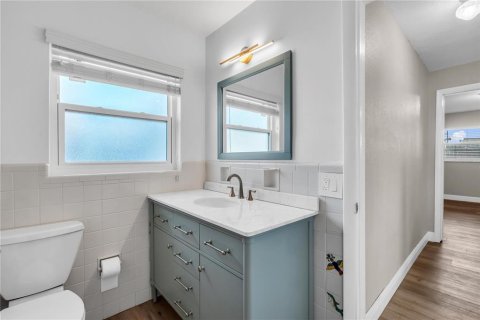 House in South Pasadena, Florida 2 bedrooms, 139.35 sq.m. № 2093606 - photo 12