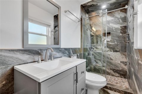 House in South Pasadena, Florida 2 bedrooms, 139.35 sq.m. № 2093606 - photo 9