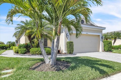 House in Cape Coral, Florida 3 bedrooms, 178.93 sq.m. № 2208804 - photo 2