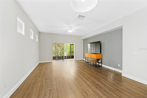 Casa en venta en Orlando, Florida, 4 dormitorios, 179.39 m2 № 2236087 - foto 24