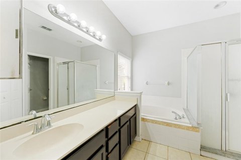 Casa en venta en Orlando, Florida, 4 dormitorios, 179.39 m2 № 2236087 - foto 22