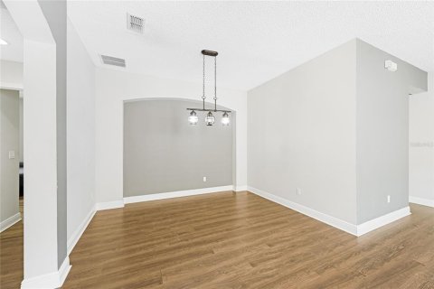 Casa en venta en Orlando, Florida, 4 dormitorios, 179.39 m2 № 2236087 - foto 10