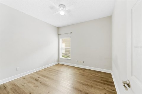 Casa en venta en Orlando, Florida, 4 dormitorios, 179.39 m2 № 2236087 - foto 15