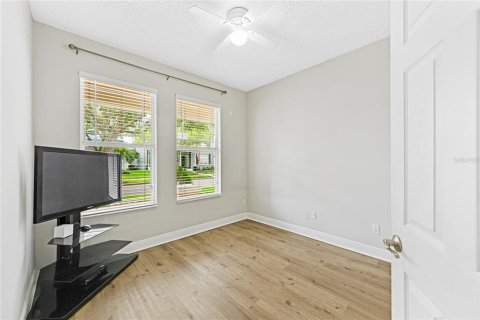 Casa en venta en Orlando, Florida, 4 dormitorios, 179.39 m2 № 2236087 - foto 19