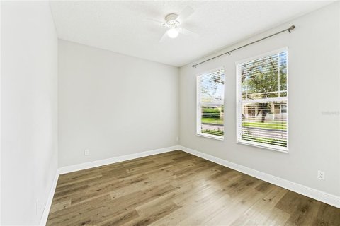 Casa en venta en Orlando, Florida, 4 dormitorios, 179.39 m2 № 2236087 - foto 17
