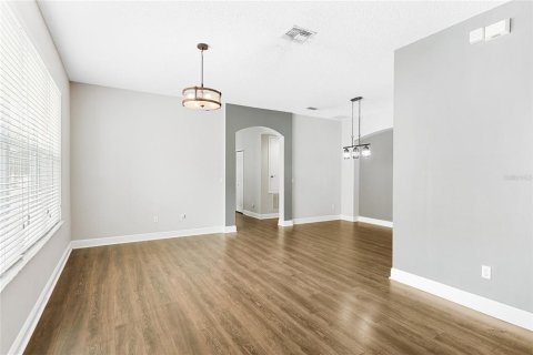 Casa en venta en Orlando, Florida, 4 dormitorios, 179.39 m2 № 2236087 - foto 7