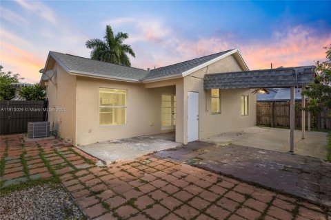 Villa ou maison à vendre à Homestead, Floride: 3 chambres, 129.78 m2 № 1971369 - photo 20