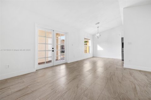 Villa ou maison à vendre à Homestead, Floride: 3 chambres, 129.78 m2 № 1971369 - photo 8