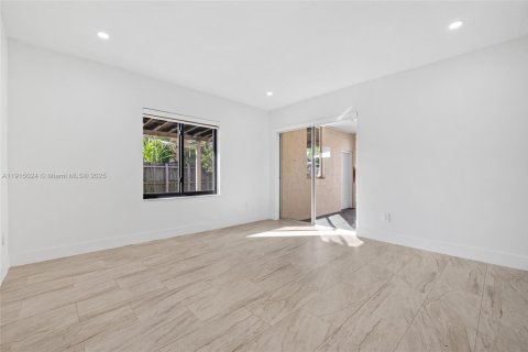 Villa ou maison à vendre à Homestead, Floride: 3 chambres, 129.78 m2 № 1971369 - photo 6