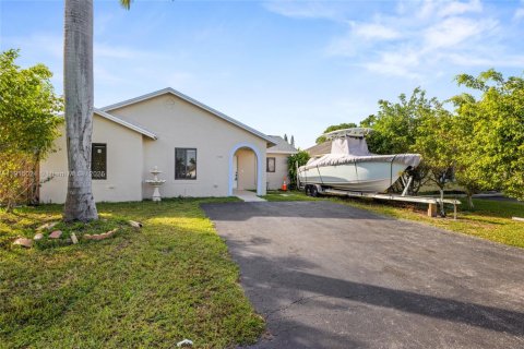 Villa ou maison à vendre à Homestead, Floride: 3 chambres, 129.78 m2 № 1971369 - photo 4