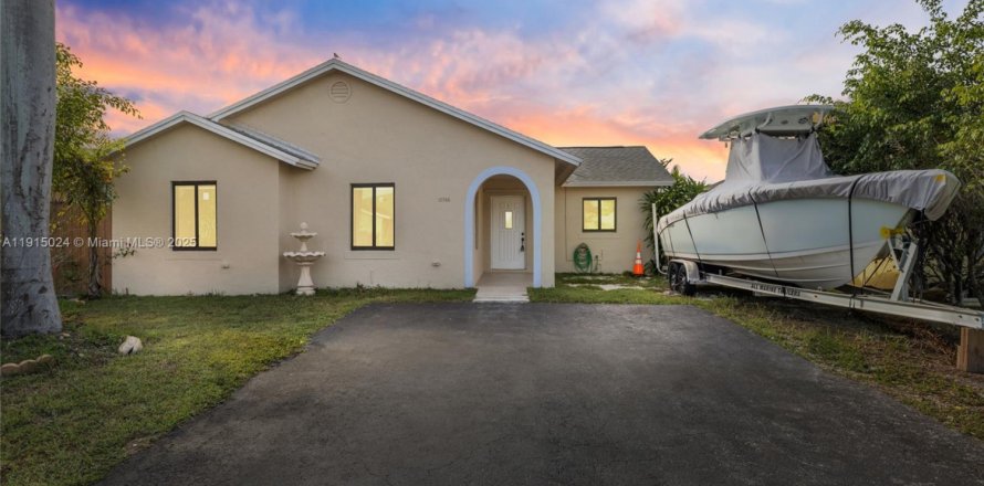 Villa ou maison à Homestead, Floride 3 chambres, 129.78 m2 № 1971369