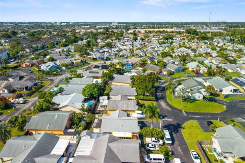 Villa ou maison à vendre à Homestead, Floride: 3 chambres, 129.78 m2 № 1971369 - photo 25