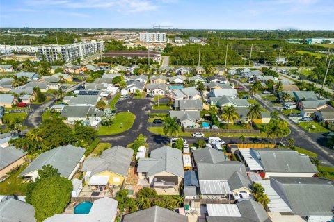 Villa ou maison à vendre à Homestead, Floride: 3 chambres, 129.78 m2 № 1971369 - photo 24