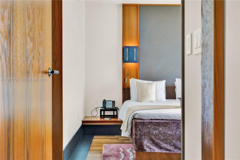 Condominio en venta en Miami Beach, Florida, 1 dormitorio, 76.27 m2 № 2032340 - foto 18