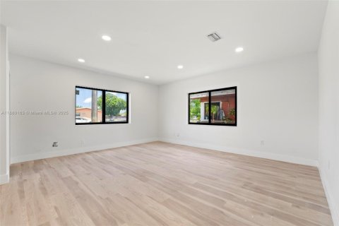 Villa ou maison à vendre à West Park, Floride: 3 chambres, 131.83 m2 № 1931385 - photo 22