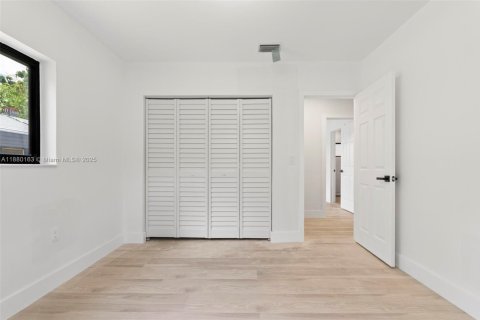 Villa ou maison à vendre à West Park, Floride: 3 chambres, 131.83 m2 № 1931385 - photo 15