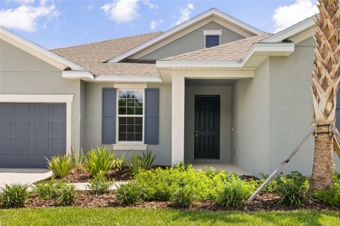 House in ANGELINE in Land O' Lakes, Florida 4 bedrooms, 249.63 sq.m. № 2152391 - photo 2
