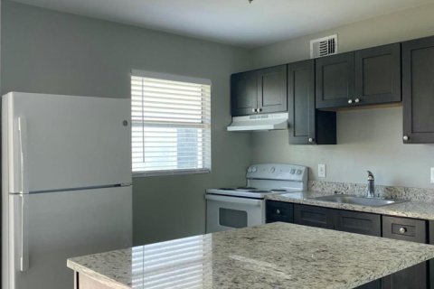 Appartement à louer à Fort Lauderdale, Floride: 2 chambres, 278.71 m2 № 2413018 - photo 3