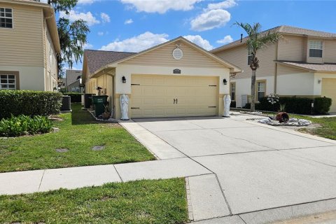 Villa ou maison à vendre à Wesley Chapel, Floride: 3 chambres, 150.13 m2 № 2123786 - photo 2