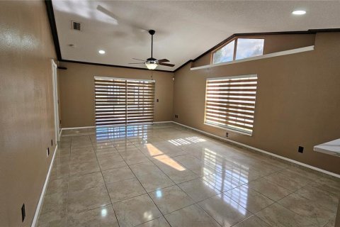 Villa ou maison à vendre à Wesley Chapel, Floride: 3 chambres, 150.13 m2 № 2123786 - photo 9