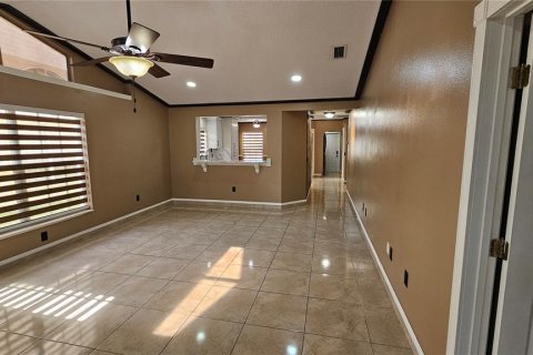 Villa ou maison à vendre à Wesley Chapel, Floride: 3 chambres, 150.13 m2 № 2123786 - photo 8