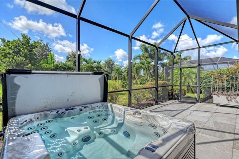 Снять в аренду виллу или дом в Брейдентон, Флорида 2 спальни, 167.87м2, № 2308221 - фото 16