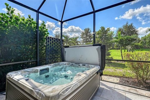 Снять в аренду виллу или дом в Брейдентон, Флорида 2 спальни, 167.87м2, № 2308221 - фото 15