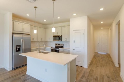 Casa en venta en Tavares, Florida, 4 dormitorios, 148.46 m2 № 1651024 - foto 3
