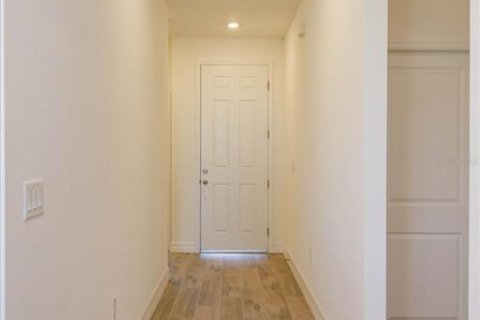Casa en venta en Tavares, Florida, 4 dormitorios, 148.46 m2 № 1651024 - foto 2