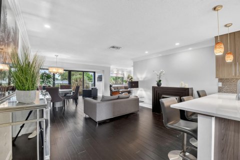 Condo in Lake Worth, Florida, 3 bedrooms  № 2245577 - photo 5