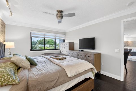 Condo in Lake Worth, Florida, 3 bedrooms  № 2245577 - photo 24