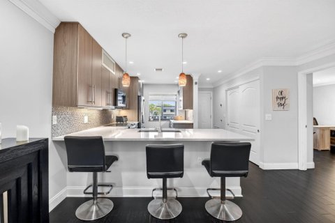 Condo in Lake Worth, Florida, 3 bedrooms  № 2245577 - photo 19