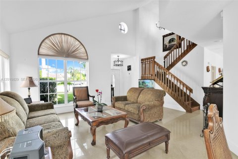 Villa ou maison à vendre à Boca Raton, Floride: 4 chambres, 192.87 m2 № 2076648 - photo 3