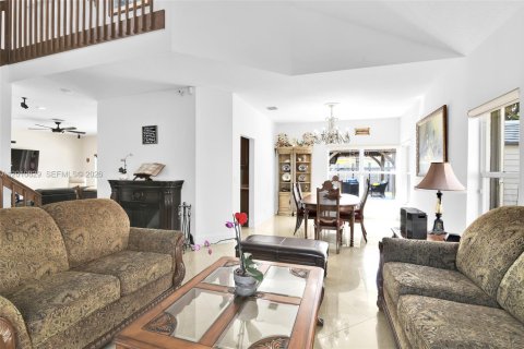 Villa ou maison à vendre à Boca Raton, Floride: 4 chambres, 192.87 m2 № 2076648 - photo 5