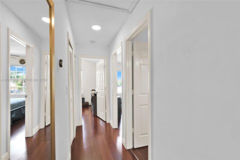 Villa ou maison à vendre à Boca Raton, Floride: 4 chambres, 192.87 m2 № 2076648 - photo 17