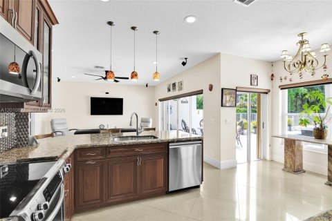 Villa ou maison à vendre à Boca Raton, Floride: 4 chambres, 192.87 m2 № 2076648 - photo 9