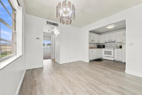 Condo in Delray Beach, Florida, 1 bedroom  № 2374845 - photo 14