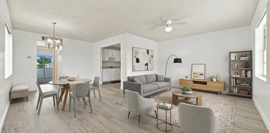 Condo in Delray Beach, Florida, 1 bedroom  № 2374845
