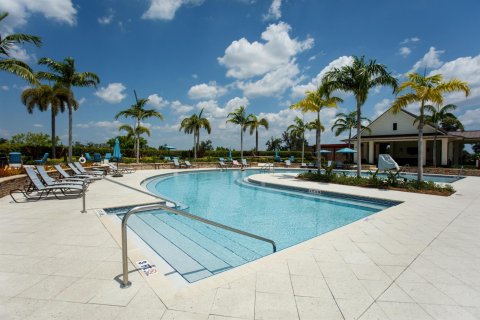 Apartment in Loxahatchee Groves, Florida 3 bedrooms, 181.35 sq.m. № 2180409 - photo 27