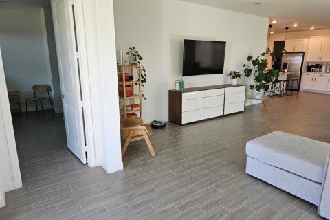 Apartment in Loxahatchee Groves, Florida 3 bedrooms, 181.35 sq.m. № 2180409 - photo 21