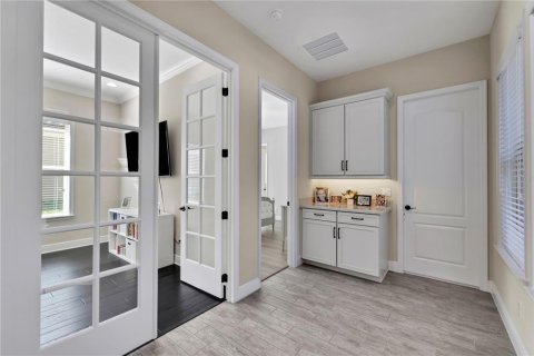 Casa en venta en Lake Mary, Florida, 4 dormitorios, 324.79 m2 № 1553836 - foto 30