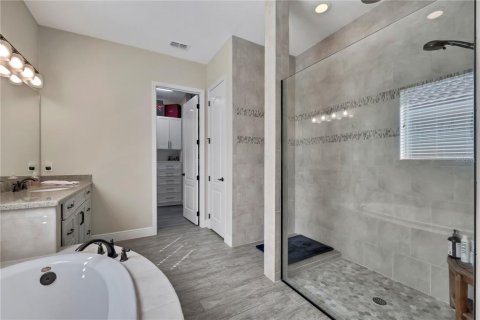 Casa en venta en Lake Mary, Florida, 4 dormitorios, 324.79 m2 № 1553836 - foto 27