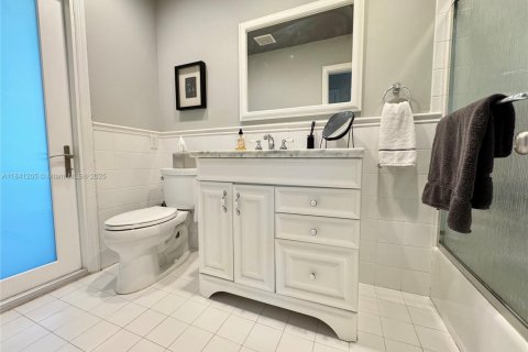 Casa en venta en Palmetto Bay, Florida, 4 dormitorios, 212.93 m2 № 1833935 - foto 20