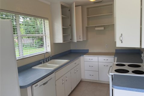 Купить виллу или дом в Колмен, Флорида 5 комнат, 71.35м2, № 2140405 - фото 12