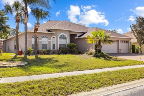 House in Spring Hill, Florida 4 bedrooms, 233 sq.m. № 2094001