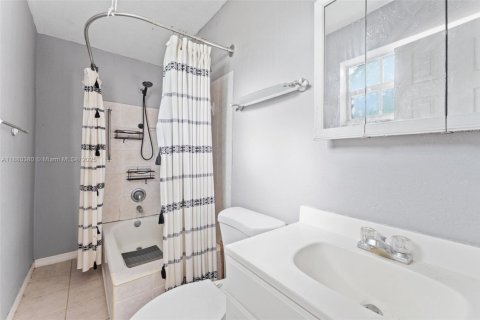 Купить виллу или дом в Мирамар, Флорида 4 спальни, 152.45м2, № 1931922 - фото 12