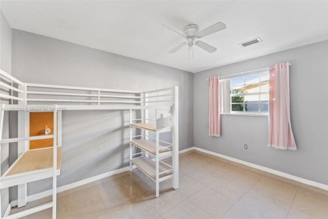 Купить виллу или дом в Мирамар, Флорида 4 спальни, 152.45м2, № 1931922 - фото 7